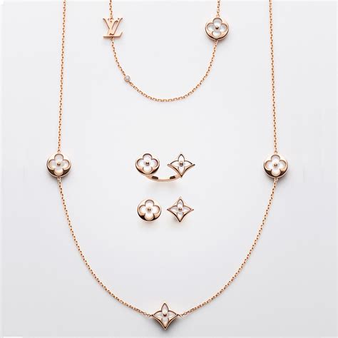 blooming necklace louis vuitton|Louis Vuitton blossom collection.